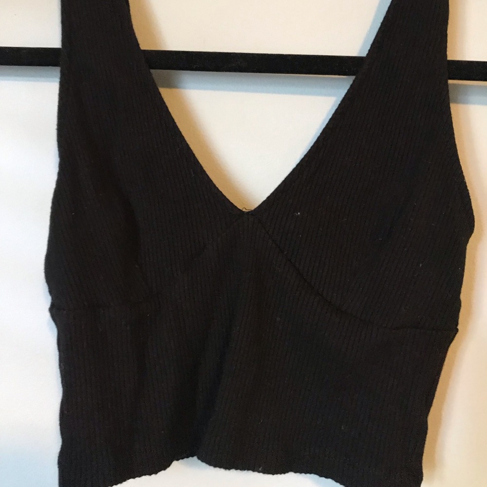 Forever 21 black crop top